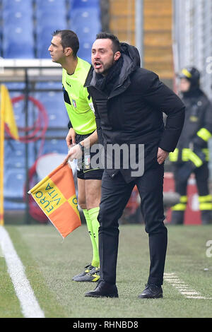 Foto LaPresse - Tano Pecoraro 03 02 2019 Genua - (Italia) Sport CalcioGenoa vs SassuoloCampionato di Calcio Serie A TIM" 2018/2019 - Stadio Luigi Ferraris "nella Foto: de zerbi robertoPhoto LaPresse - Tano Pecoraro 03 Februar 2019 Stadt Genova - (Italien) Sport SoccerGenoa vs SassuoloItalian Fußball-Liga einen TIM 2018/2019 - "Luigi Ferraris "Stadiumin der Pic: de zerbi Roberto Stockfoto