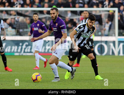 Udine, Italien. 03 Feb, 2019. Foto LaPresse/Andrea Bressanutti 03.02.2019 Udine (Italia) Sport Calcio Udinese vs Fiorentina - Campionato di calcio Serie A 22^ Giornata - Stadio" Dacia Arena" Nella Foto: pezzella Foto LaPresse/Andrea Bressanutti 03 Februar, 2019 Udine (Italien) Sport Fussball Udinese vs Fiorentina - Italienische Fußball-Liga einen 22^Tag - "Dacia Arena" Stadion der Pic: pezzella Credit: LaPresse/Alamy leben Nachrichten Stockfoto