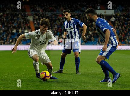 Madrid, Spanien. 03 Feb, 2019. Fußballspiel zwischen Real Madrid und Alaves der 2018/2019 die Spanische Liga, im Santiago Bernabeu, Madrid. (Foto: Jose L. Cuesta/261/Cordon drücken). Odriozola Credit: CORDON Cordon Drücken Sie die Taste/Alamy leben Nachrichten Stockfoto