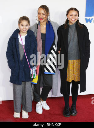 London, Großbritannien. 3 Feb, 2019. Angela Griffin gesehen an einer Familie Galavorstellung der Kid, der König im Odeon Luxe Leicester Square in London werden würde. Credit: Brett Cove/SOPA Images/ZUMA Draht/Alamy leben Nachrichten Stockfoto