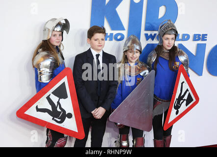 Louis Ashbourne Serkis gesehen an einer Familie Galavorstellung der Kid, der König im Odeon Luxe Leicester Square in London werden würde. Stockfoto