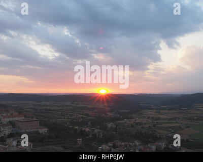 Sonnenuntergang von einem Parador Hotel in cardona Spanien Stockfoto