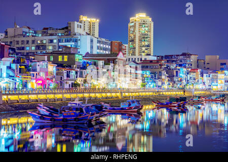 XIAMEN, CHINA - Oktober 09: Dies ist eine Nacht Blick auf Shapowei, ein ehemaliges Fischerdorf, ist heute ein beliebtes Reiseziel am 09 Oktober, 2018 Ich Stockfoto