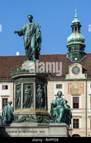 Statue von Kaiser Franz Joseph I. in der Hofburg Wien, Österreich Stockfoto