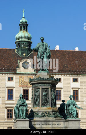 Statue von Kaiser Franz Joseph I. in der Hofburg Wien, Österreich Stockfoto