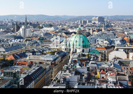 Panoramablick von Wien zum Stephansdom, Österreich Stockfoto