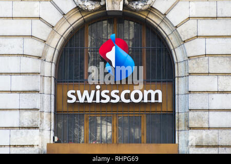 LAUSANNE, Schweiz - 24 SEPTEMBER 2018: Swisscom Store in Lausanne in der Schweiz. Swisscom ist einer der wichtigsten Telekommunikationsanbieter in der Schweiz. Stockfoto