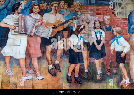 Železná opona - Berlínská zeď ein Detlev-Rohwedder-Haus, Berlín, Německo/Eisernen Vorhang - die Berliner Mauer und die Detlev Rohwedder Haus, Berlin, Germ Stockfoto