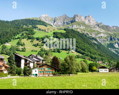 Engelberg, Schweiz - 30. Juli 2017: Natürliche Panorama auf das Tal Stockfoto