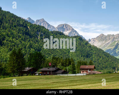 Engelberg, Schweiz - 30. Juli 2017: Natürliche Panorama auf das Tal Stockfoto