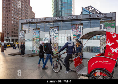 Železná opona - Berlínská zeď eine Postupimské náměstí, Berlín, Německo/Eisernen Vorhang - die Mauer in Berlin und Potsdam, Berlin, Deutschland Stockfoto