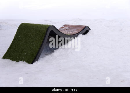 Gras auf der Werkbank Stockfoto