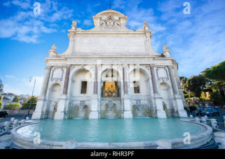 Fontana dell'Acqua Paola auch als Il Fontanone ("Der große Brunnen") bekannt ist, ein Monumentaler Brunnen auf dem Gianicolo-hügel in Rom. Italien. Stockfoto