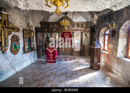 Basarbovo, Bulgarien - The Rock's Kloster t Dimitrij von Basarbovo', Bulgarien. Rock Kirche. Ikonographie auf Felsen. Alte Kirche Kunst. Stockfoto