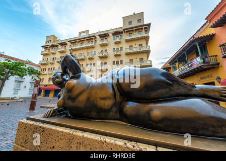 CARTAGENA, KOLUMBIEN - 25. Mai: Gertrudis Statue der kolumbianische Künstler Fernando Botero in Santo Domingo Plaza in Cartagena, Kolumbien am 25. Mai 2016 Stockfoto