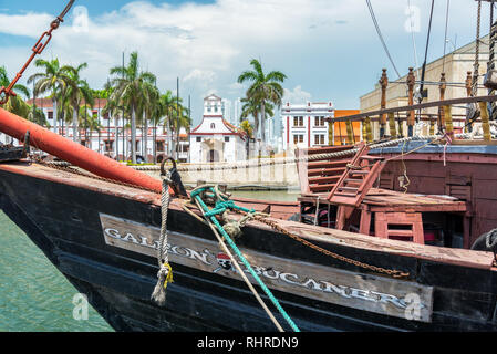 CARTAGENA, KOLUMBIEN - 23. Mai: Pirate themed Schiff in Cartagena, Kolumbien am 23. Mai 2016 Stockfoto