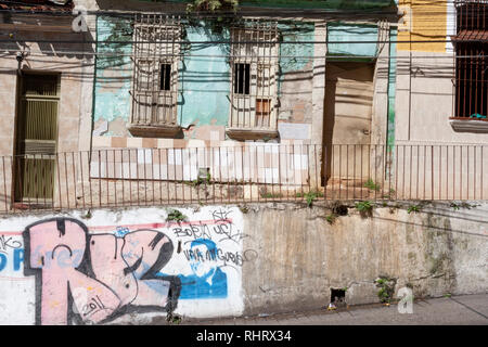 Venezuela Caracas 21/01/2012. Altes haus Fassade in La Pastora Nachbarschaft. Stockfoto