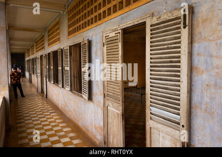 Kambodscha, Phnom Penh, Street 113, Tuol Sleng Genozidmuseum, Folter Zellen in Klassenzimmern der ehemaligen Tuol Svey Beute High School durch die Khmer Rouge verwendet Stockfoto