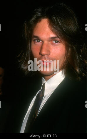 LOS ANGELES, Ca - 8. Dezember: Schauspieler Eric Thal besucht die "Sechs Grade der Trennung" Los Angeles Premiere am 8. Dezember 1993 im Los Angeles County Museum für Kunst (LACMA) in Los Angeles, Kalifornien. Foto von Barry King/Alamy Stock Foto Stockfoto