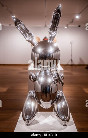 Das Ashmolean Museum, Oxford, UK. 4. Feb 2019. Jeff Koons Ausstellung im Ashmolean Museum, Oxford, "Kaninchen" Credit: Richard Höhle/Alamy leben Nachrichten Stockfoto