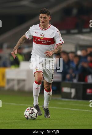 Stuttgart, Deutschland. 03 Feb, 2019. firo: 03.02.2019, Fußball, 1.Bundesliga, Saison 2018/2019 VfB Stuttgart - SC Freiburg 2:2 Steven ZUBER, Stuttgart, Single Action | Verwendung der weltweiten Kredit: dpa/Alamy leben Nachrichten Stockfoto