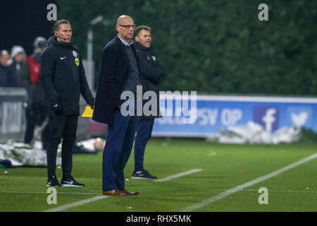 EINDHOVEN, 04-02-2019, De Herdgang, Keuken Kampioen Divisie, Jong PSV-Top Oss, Saison 2018 / 2019, TOP Oss Trainer/Coach Klaas Wels während des Spiels Jong PSV-Top Oss (3-1) Stockfoto