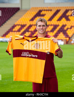 Neue motherwell FC Unterzeichnung, Nicky Gesetz wird Fir Park vorgestellt. Lenny Warren/Warren Medien07860 830050 229700 01355 Lenny@warrenmedia.co.uk www.Warr Stockfoto