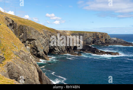 Klippen an der Küste bei Mizen Head, County Cork, Irland Stockfoto