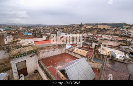 Ansicht der alten Medina von Fes (Fès el Bali). Die antike Stadt und die älteste Hauptstadt Marokkos. Eine der Königsstädte Stockfoto