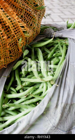 Ein Stapel von frischem Gemüse fertig zum Verzehr Stockfoto