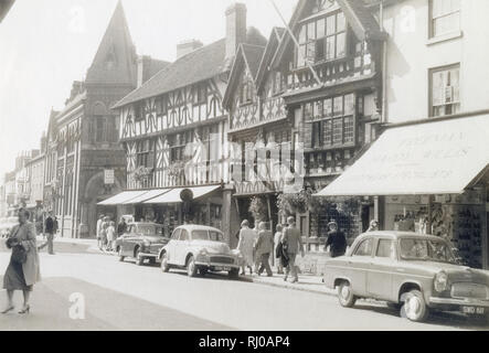 Antike c 1950 Foto, das Garrick Inn und Harvard Haus an der High Street in Stratford-upon-Avon, England, UK. Quelle: ORIGINAL VINTAGE FOTO Stockfoto