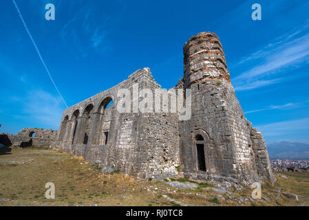 Ruinen von Rozafa Burg und Festung, St. Stephan Kirche, Shkodra, Albanien. Durch die Buna und Drin Flüssen umgeben. älteste historische Stadt Stockfoto