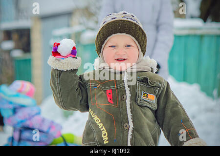 Kinder Winter Foto. Selektive konzentrieren. Stockfoto