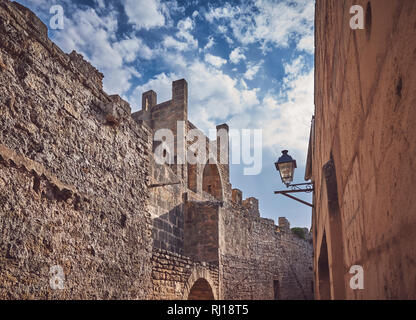 Alcudia Altstadt mittelalterliche Mauer, Farbe getonte Bild, Mallorca, Balearen, Spanien. Stockfoto