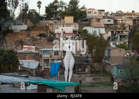 Tijuana, Mexiko: La Mujer Blanca o La Mona. Stockfoto