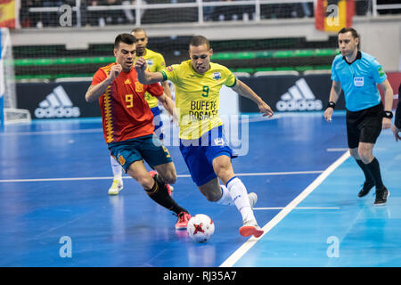 Indoor footsal Übereinstimmung der nationalen Teams aus Spanien und Brasilien am Multiusos Pavillon von Caceres Stockfoto