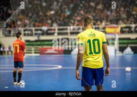 Indoor footsal Übereinstimmung der nationalen Teams aus Spanien und Brasilien am Multiusos Pavillon von Caceres Stockfoto