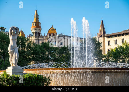 Fälle Rocamora, Passeig de Gracia, PlaÁa de Catalunya, Barcelona, Katalonien, Spanien Stockfoto