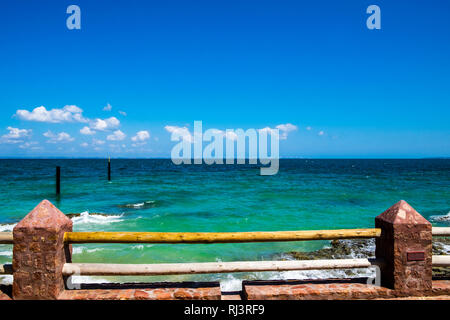 Tropisches Paradies auf der Insel Frades in der Bucht der Allerheiligen in Salvador Bahia Brasilien Stockfoto