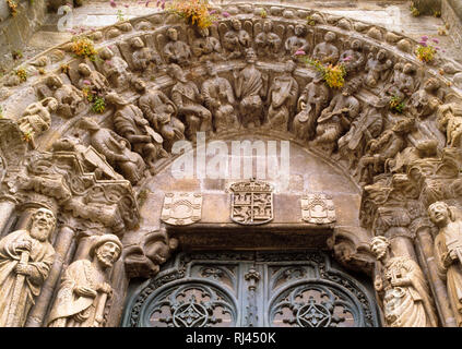 Romanische Säulenhalle, San Marti? o Kirche, Noia, Galizien, Spanien Stockfoto