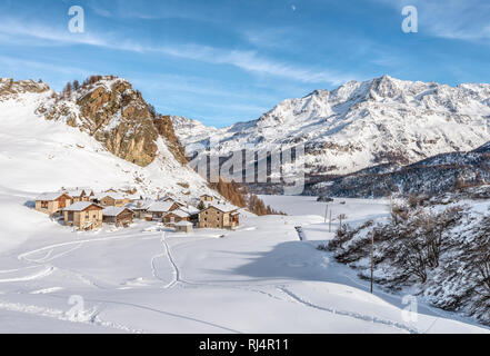 Heidi Village Grevasalvas im Winter, Engadin, Graubünden, Schweiz Stockfoto