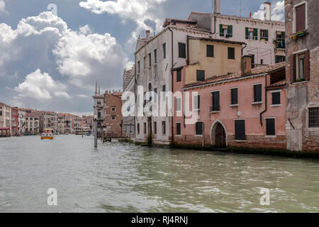 Bin Canale Grande in Venedig Stockfoto