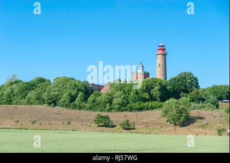 Landschaft mit Schinkel Turm und neuer Leuchtturm Kap Arkona, Putgarten, Rügen, Mecklenburg-Vorpommern, Deutschland Stockfoto
