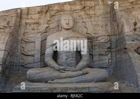 Gal Vihara (Rock Temple), meditiert Buddha im Lotussitz, Tunkema, Polonnaruwa, Sri Lanka Stockfoto