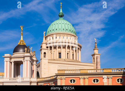 Deutschland, Brandenburg, Potsdam, Alter Markt, Stadtschloss mit Fortunaportal, Brandenburgischer Landtag, Nikolaikirche Stockfoto