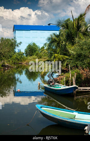 Kambodscha, Preah Koh Kong, krong Khemara Phoumin, Gebäude Birds Nest Suppe Schwälbchen neben Fischerdorf zu Haus Stockfoto