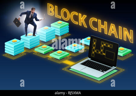 Verwirrt Mitarbeiter über blockchain Konzept Stockfoto