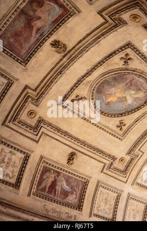 Europa, Italien, Latium, Rom, Deckendetail in der Engelsburg Stockfoto