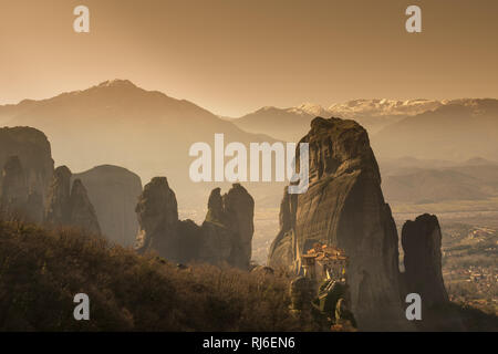 Touristen aus aller Welt von Meteora Klöster in Griechenland. Stockfoto