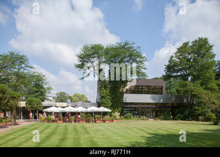 Deutschland, Niedersachsen, Bad Zwischenahn, Café am Rosengarten Stockfoto